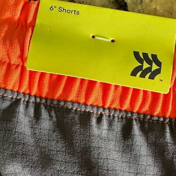 NWT All In Motion Ladies 6” Athletic Shorts Orange Security Back Pocket Size XL - Picture 5 of 8